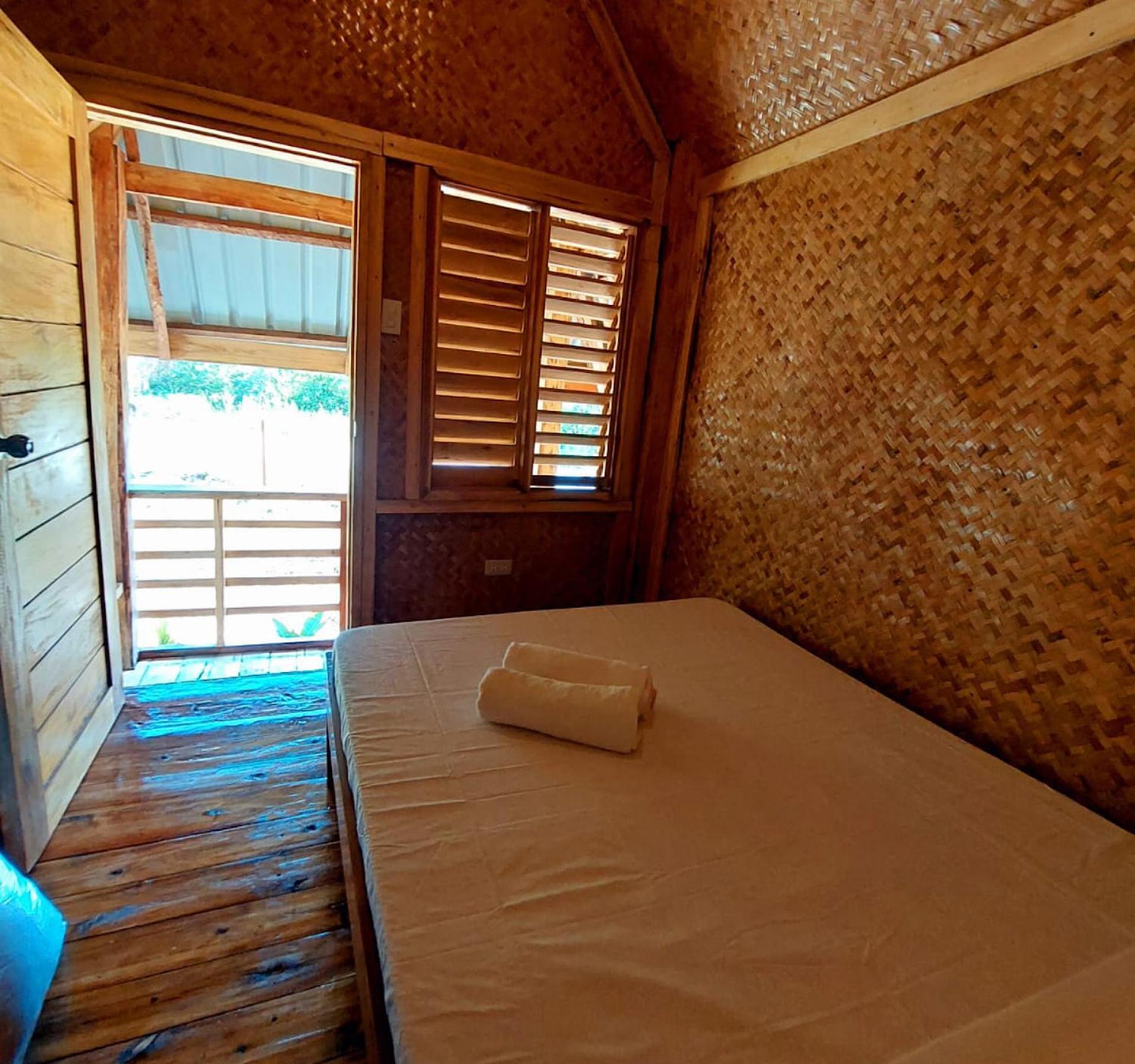 B&R Hostel Nagtabon Bacungan Dış mekan fotoğraf